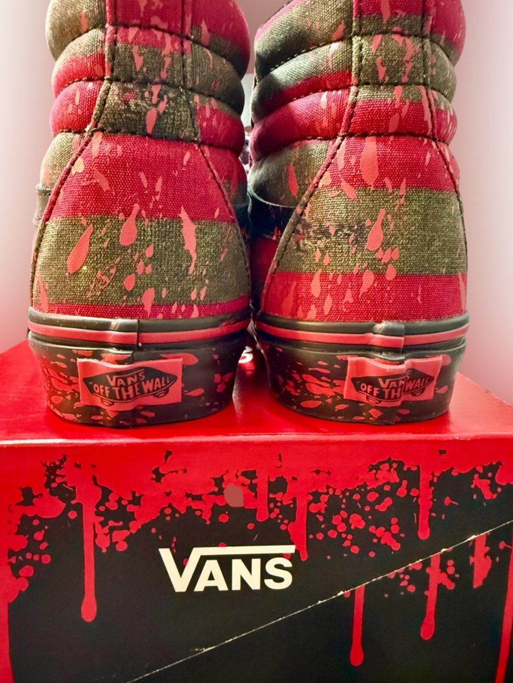 Vans x House of Terror SK8-Hi "The Nightmare on Elm Street" Freddy Krueger - Picture 6 of 14